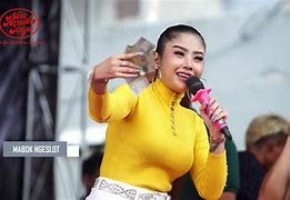 Lirik Mabok Ngeslot Anik Arnika Siti Aliyah Youtube